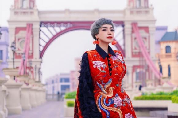 ngoc-khue-mot-doc-ban-trong-ky-nguyen-moi (1).jpeg 2 Ngọc Khuê, Dạo chơi