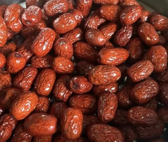táo đỏ