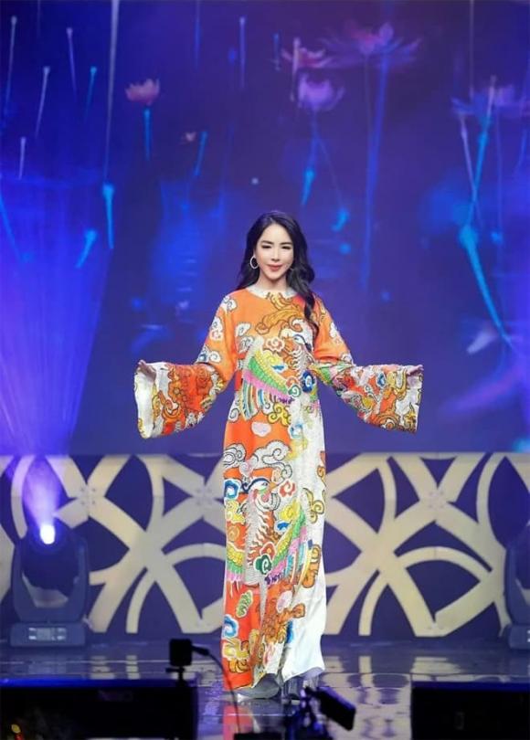 hoa-hau-nguoi-viet-sam-sam-nguyen-chuan-bi-cham-thi-nhan-sac-tai-my (1).jpg 0 Hoa hậu Sam Sam Nguyễn, Hoa hậu người Việt 2025