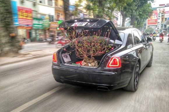Ô tô không đóng cốp, phạt ô tô