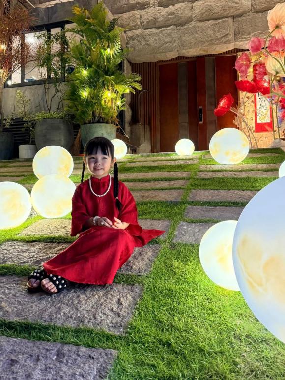 nữ ca sĩ đàm thu trang,doanh nhân cường đô la,sao Việt