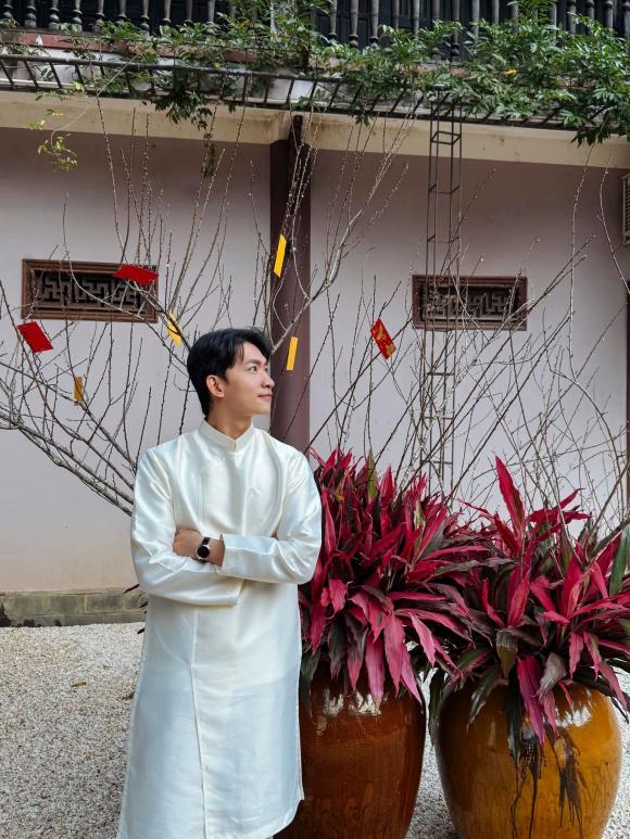 Sao Việt 1/2, tin sao việt mới nhất