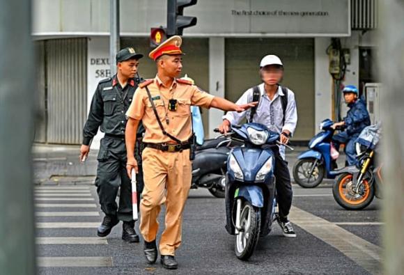 lái xe máy, vi phạm giao thông, đối tượng không được lái xe máy