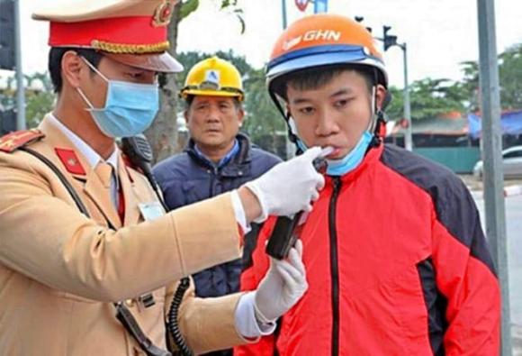 lái xe máy, vi phạm giao thông, đối tượng không được lái xe máy