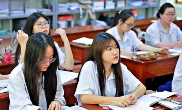 học sinh, thi cuối cấp, ôn thi xuyên Tết