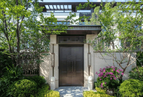 cửa nhà, trước cửa nhà, phong thủy 