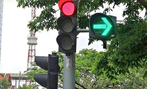 đèn đỏ, trường hợp được phép rẽ phải khi gặp đèn đỏ