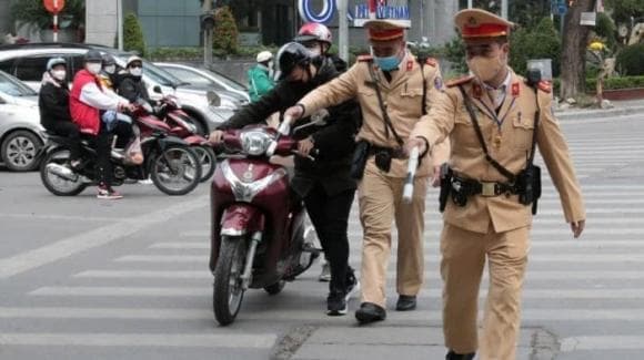 nộp phạt vi phạm hành chính về giao thông, nghị định 168