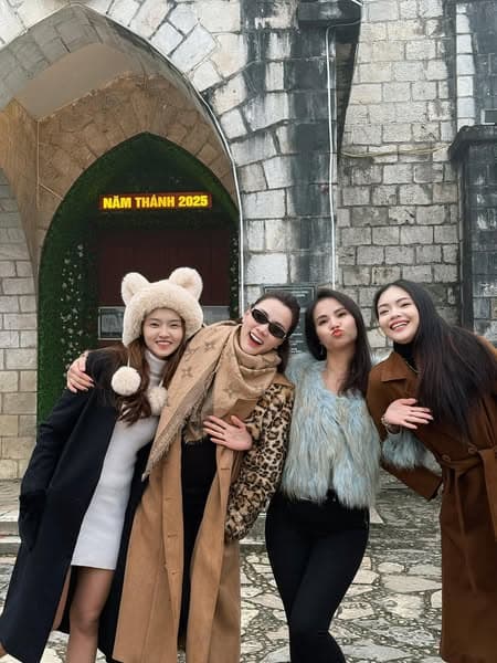 Sao Việt 9/2, tin sao việt mới nhất