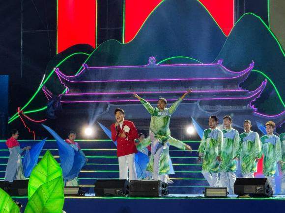 Sao Việt 9/2, tin sao việt mới nhất