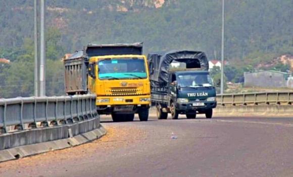 Vượt xe trên cầu có một làn đường, nghị định 168, vi phạm giao thông