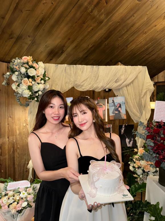 ca sĩ Hòa Minzy, sao Việt