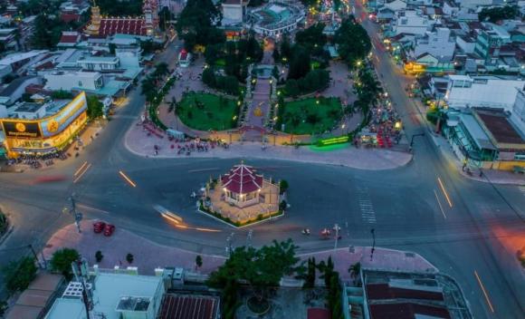 thị xã ở các tỉnh miền Nam sẽ lên thành phố 