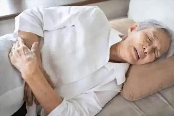 quả táo, ăn táo, táo hấp