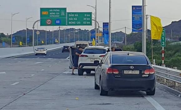 đường cao tốc, ô tô,  không bật đèn khẩn cấp, nghị định 168
