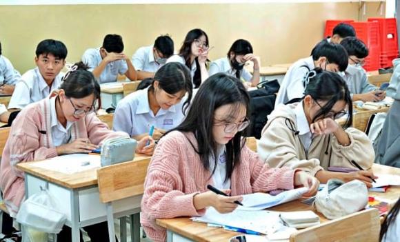 dạy thêm, dạy chui, không đăng ký kinh doanh