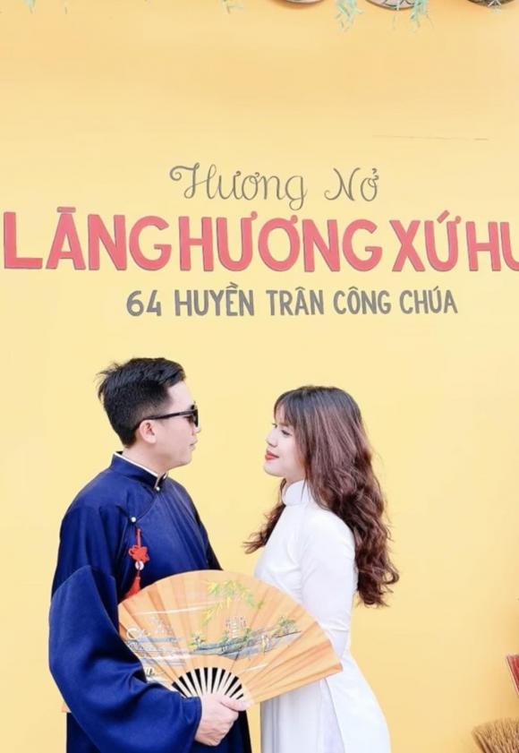 Thánh tỏ tình, cô gái tỏ tình, giới trẻ 