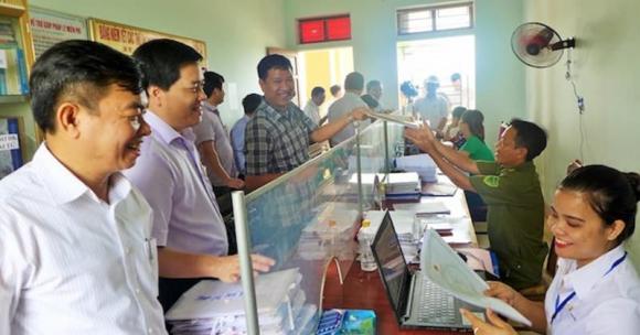 nghỉ hưu, nghỉ hưu trước tuổi, trợ cấp