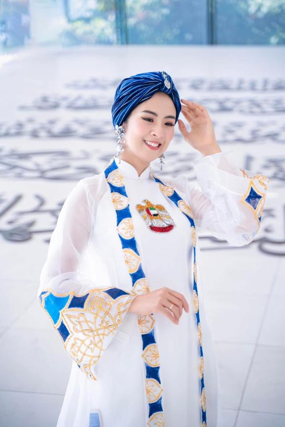 Hoa hậu Ngọc Hân, sao Việt