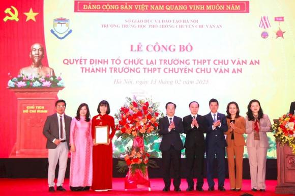 Trường Trung học phổ thông Chu Văn An, Trường Trung học phổ thông Chuyên Chu Văn An