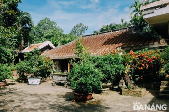 Căn nhà cổ 200 tuổi, ngôi nhà cổ bằng gỗ mít