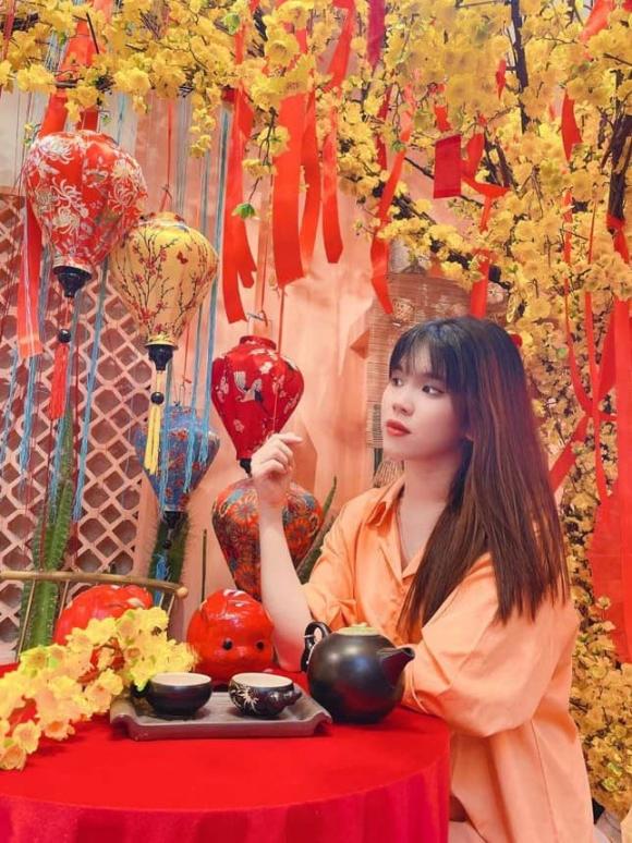Thánh tỏ tình, cô gái tỏ tình, giới trẻ 