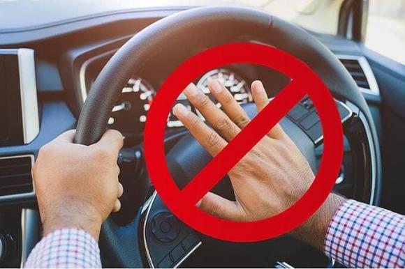 Nghị định 168, mức phạt bấm còi sai quy định