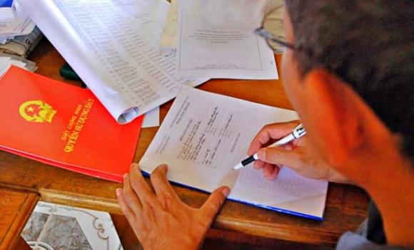 sổ đỏ , Làm sổ đỏ cho đất không giấy tờ, khoản phí, lệ phí, Luật Đất đai 2024, Đất không giấy tờ