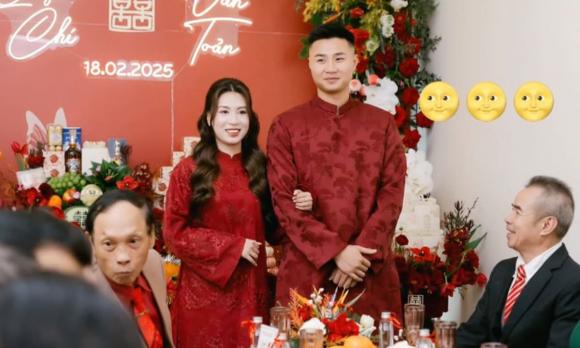 văn toàn, hoà minzy, sao việt