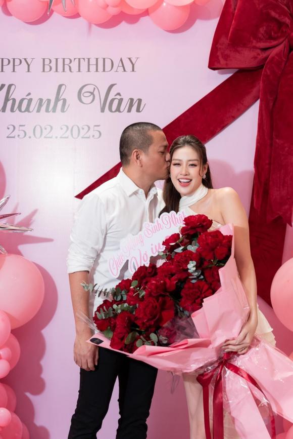 Sao Việt 26/2,  tin sao việt mới nhất