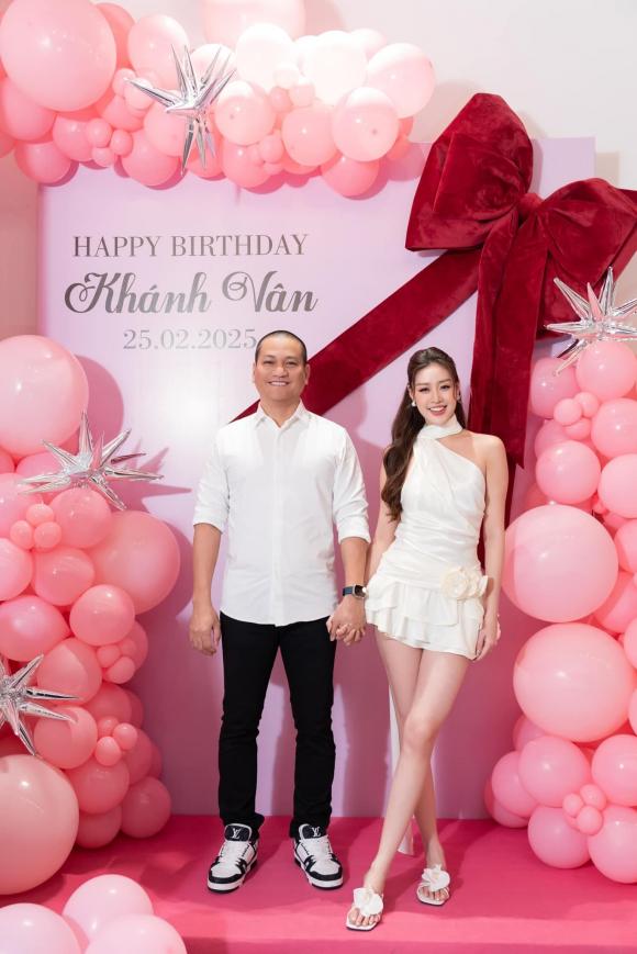 Sao Việt 26/2,  tin sao việt mới nhất
