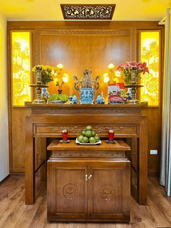 thắp hương, mùng 1, đặt tiền lên thắp hương