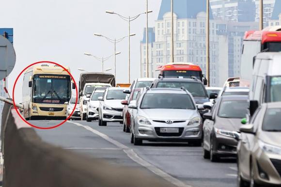 Nghị định 168, mức phạt xe chạy vào làn khẩn cấp