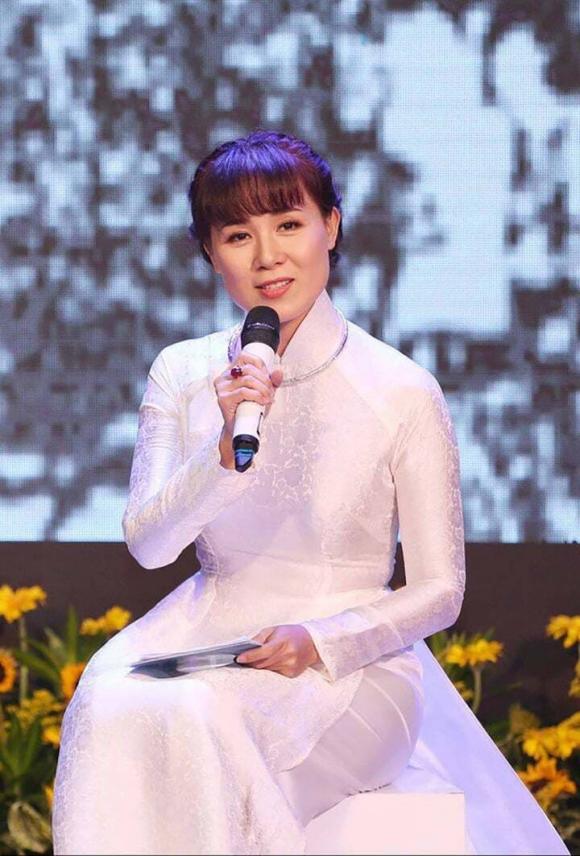 Nữ hoàng ảnh lịch, diễn viên Võ Sông Hương, sao Việt