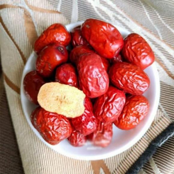 táo đỏ, trà táo đỏ, món ngon mỗi ngày