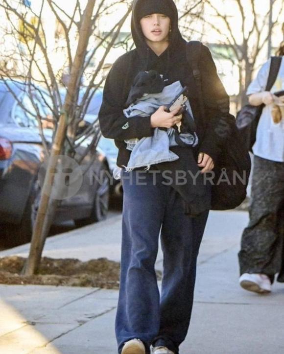Shiloh Jolie Pitt,Con gái Angelina Jolie, sao hollywood 