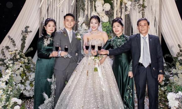 hoàng triều dương, nsnd hoàng dũng, sao việt