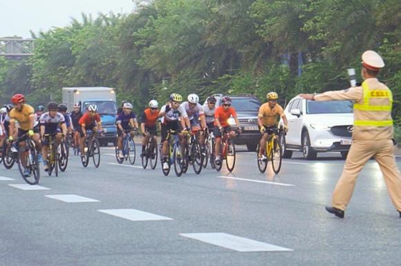 Nghị định 168, mức phạt đi xe đạp trên cao tốc
