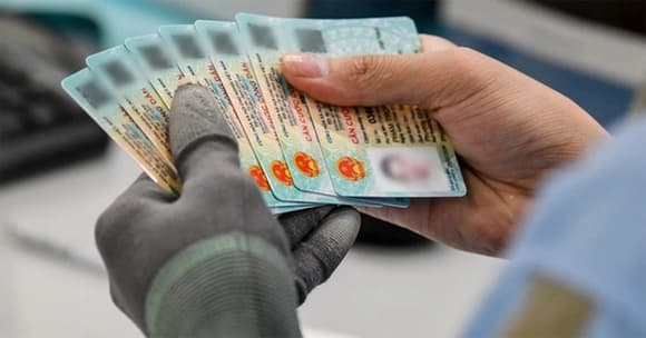 Thẻ căn cước, bắt buộc phải đổi sang thẻ căn cước