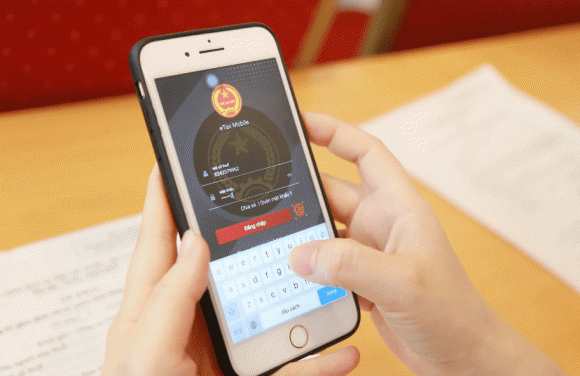Xuất cảnh, người nợ thuế bị tạm hoãn xuất cảnh