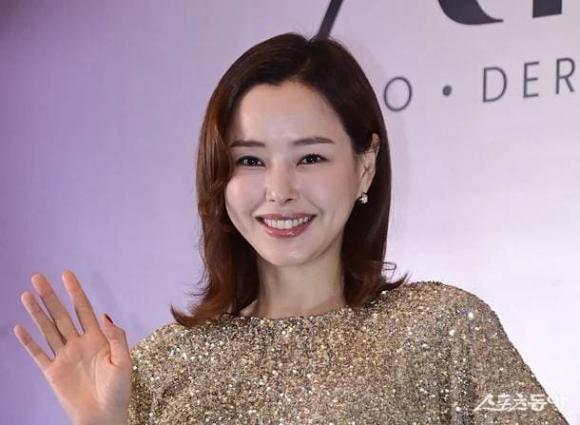 hoa hậu hàn quốc honey lee, mang thai, trốn thuế, sao hàn 