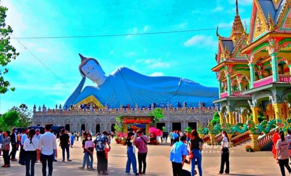 Sóc Trăng,  Tượng Phật nằm lớn nhất Việt Nam,  chùa Bôtum Vong Sa Som Rong, chùa Som Rong