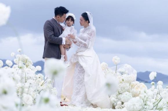 hotgirl Salim, Hải Long, sao Việt