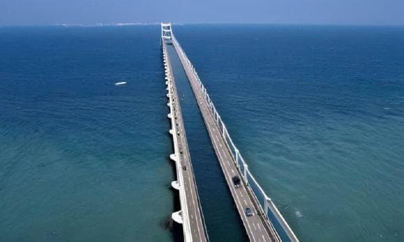 Cầu vượt biển dài nhất Đông Nam Á, Cầu vượt biển dài nhất Việt Nam