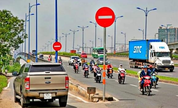 vi phạm giao thông, biển báo, giao thông đường bộ, tai nạn giao thông, đi ngược chiều, Nghị định 168 