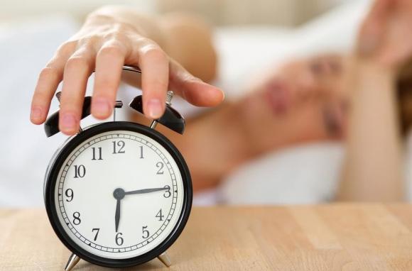 nên dậy lúc mấy giờ, Mấy giờ thức dậy là tốt nhất