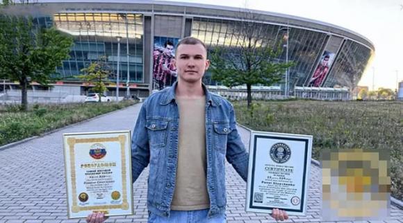 Pavel Stepchenko, lương hưu, nghỉ hưu, người hưởng lương hưu trẻ nhất thế giới, kỷ lục