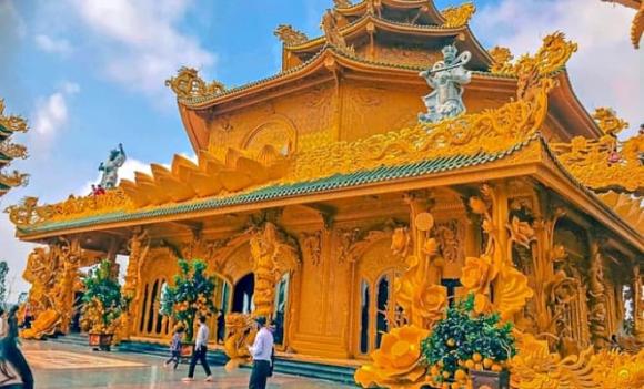 Ngôi chùa dát vàng, chùa Phúc Lâm, Hưng Yên, điểm đến tâm linh 