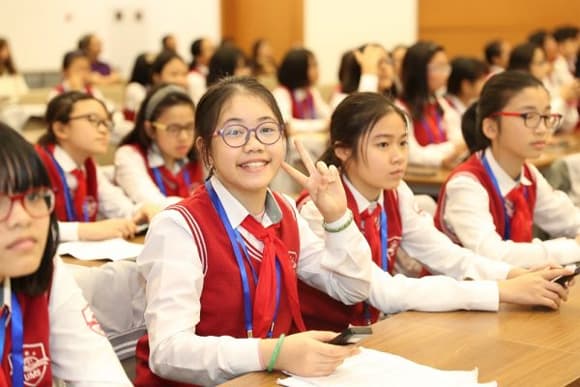 THCS Ngoại Ngữ, tuyển sinh lớp 6