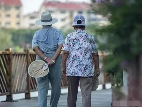 người già, về hưu